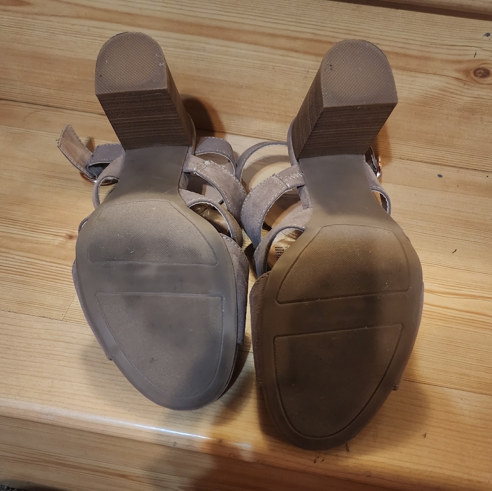 LC Lauren Conrad Women's  Chunky Heeled Sandals 👡 - Picture 10 of 15